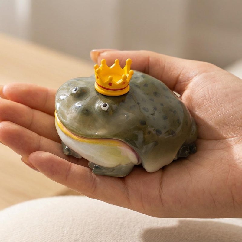 Handmade Ugly Frog Case Compatible with Airpods 4 / Pro 3– Quirky Toad Cover for AirPods 4 & Pro 3, Soft Anti-Scratch Earbuds Protector, Weird-Cute Animal Gift for Teens & Adults (for airpods pro 2) - Image 3